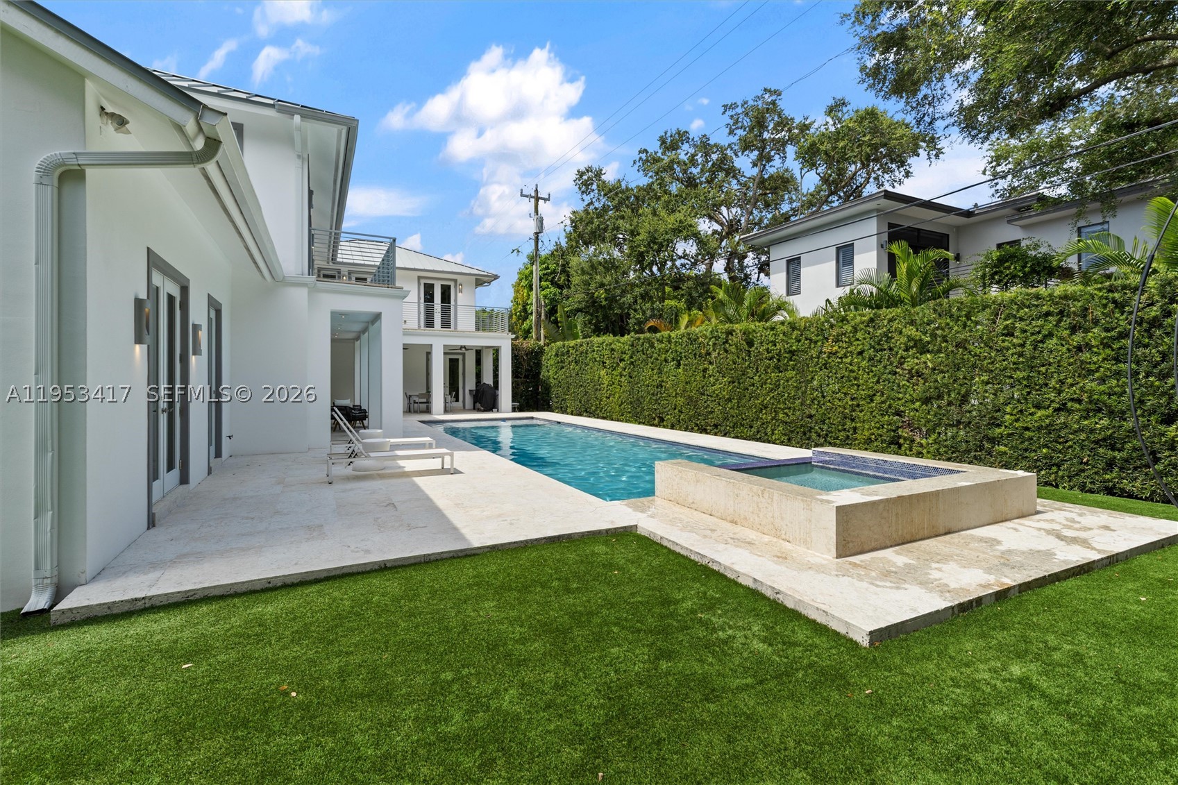 CORAL GABLES RIVIERA SEC - Residential