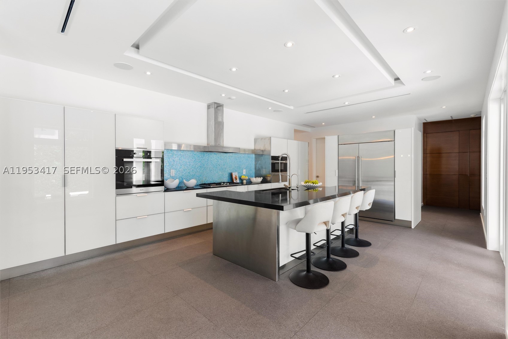 CORAL GABLES RIVIERA SEC - Residential