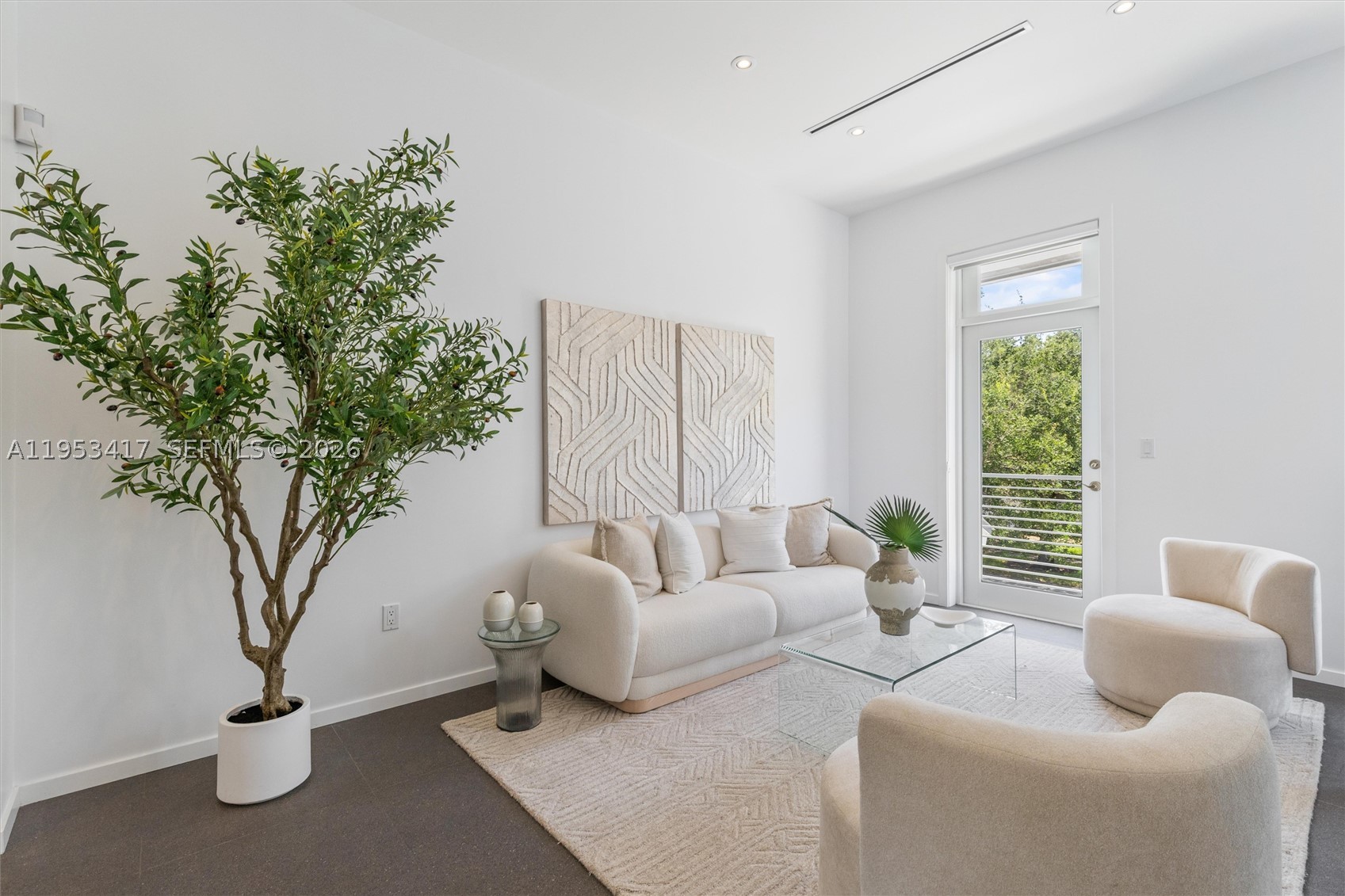 CORAL GABLES RIVIERA SEC - Residential