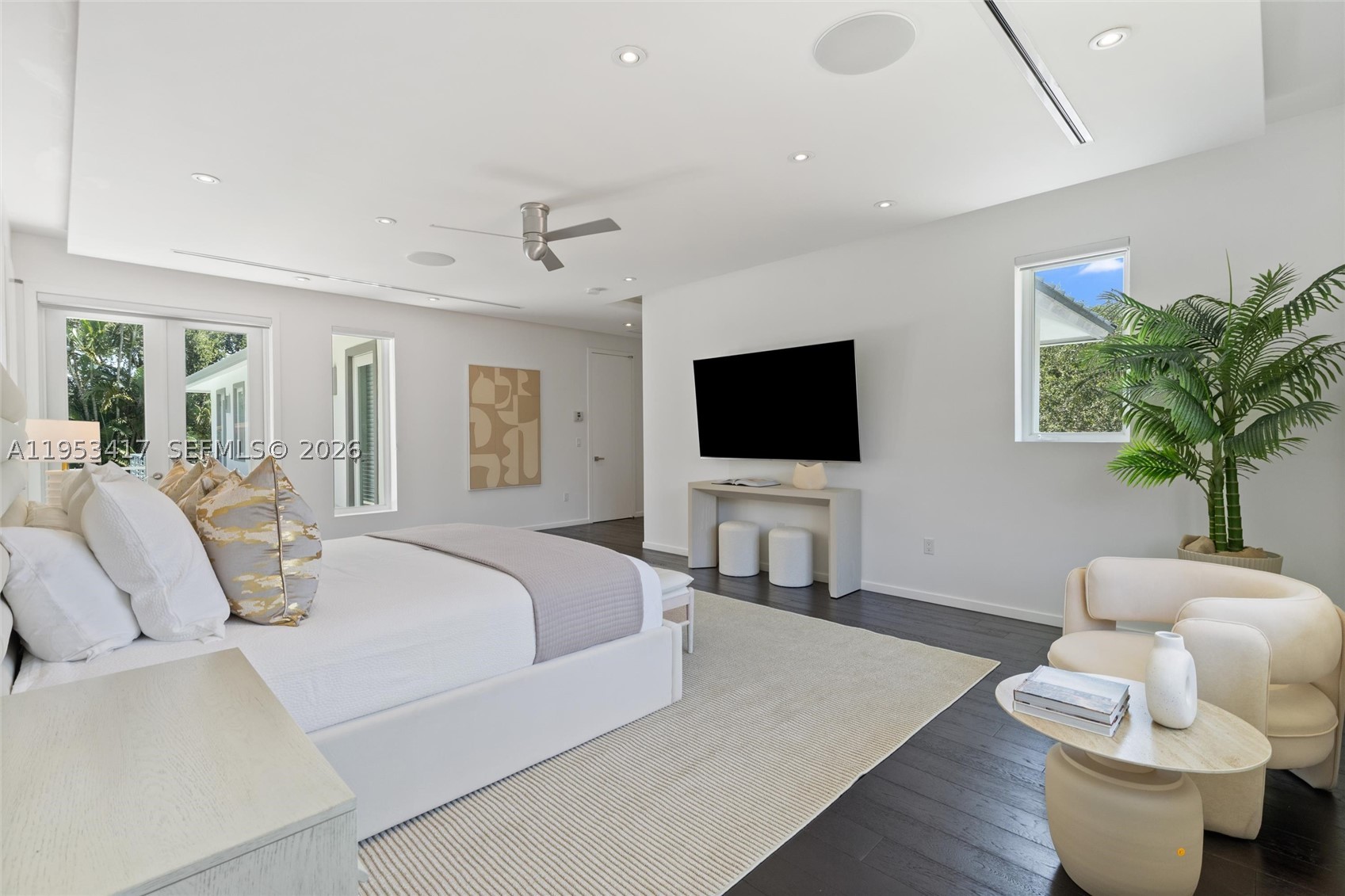CORAL GABLES RIVIERA SEC - Residential