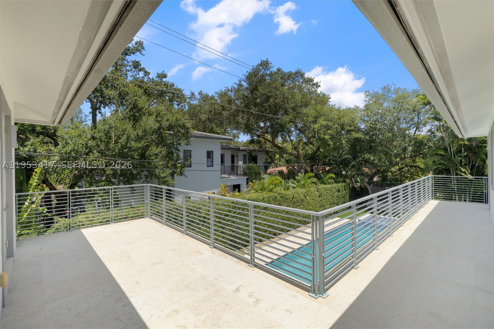 CORAL GABLES RIVIERA SEC - Residential