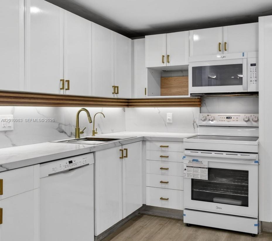 NO 50 PALM-AIRE COUNTRY C - Residential
