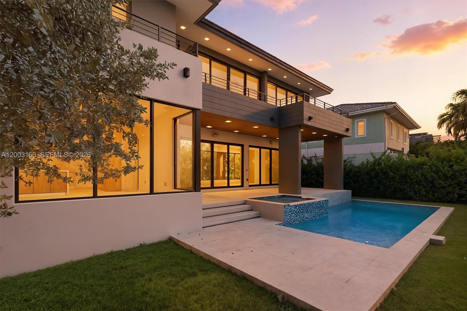 BISCAYNE KEY ESTATES - Residential