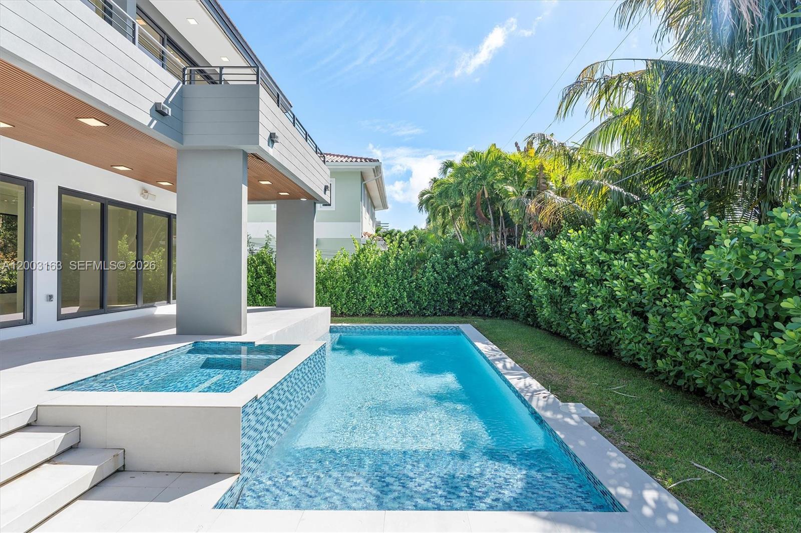BISCAYNE KEY ESTATES - Residential