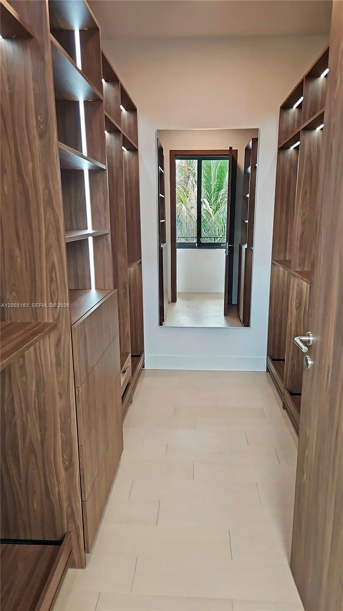 BISCAYNE KEY ESTATES - Residential