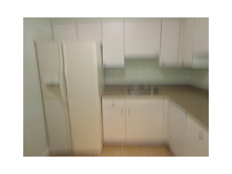 DORAL GARDENS II CONDO - Residential Lease