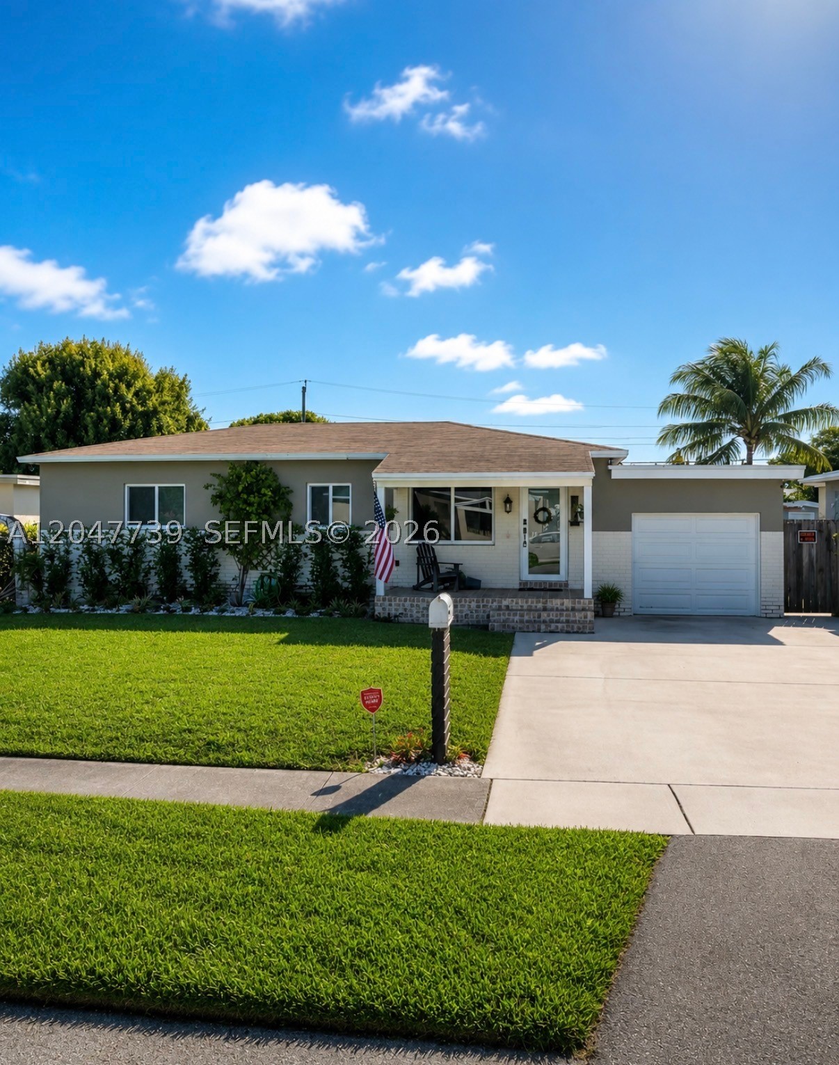 LINDA SUE PARK - Residential Lease