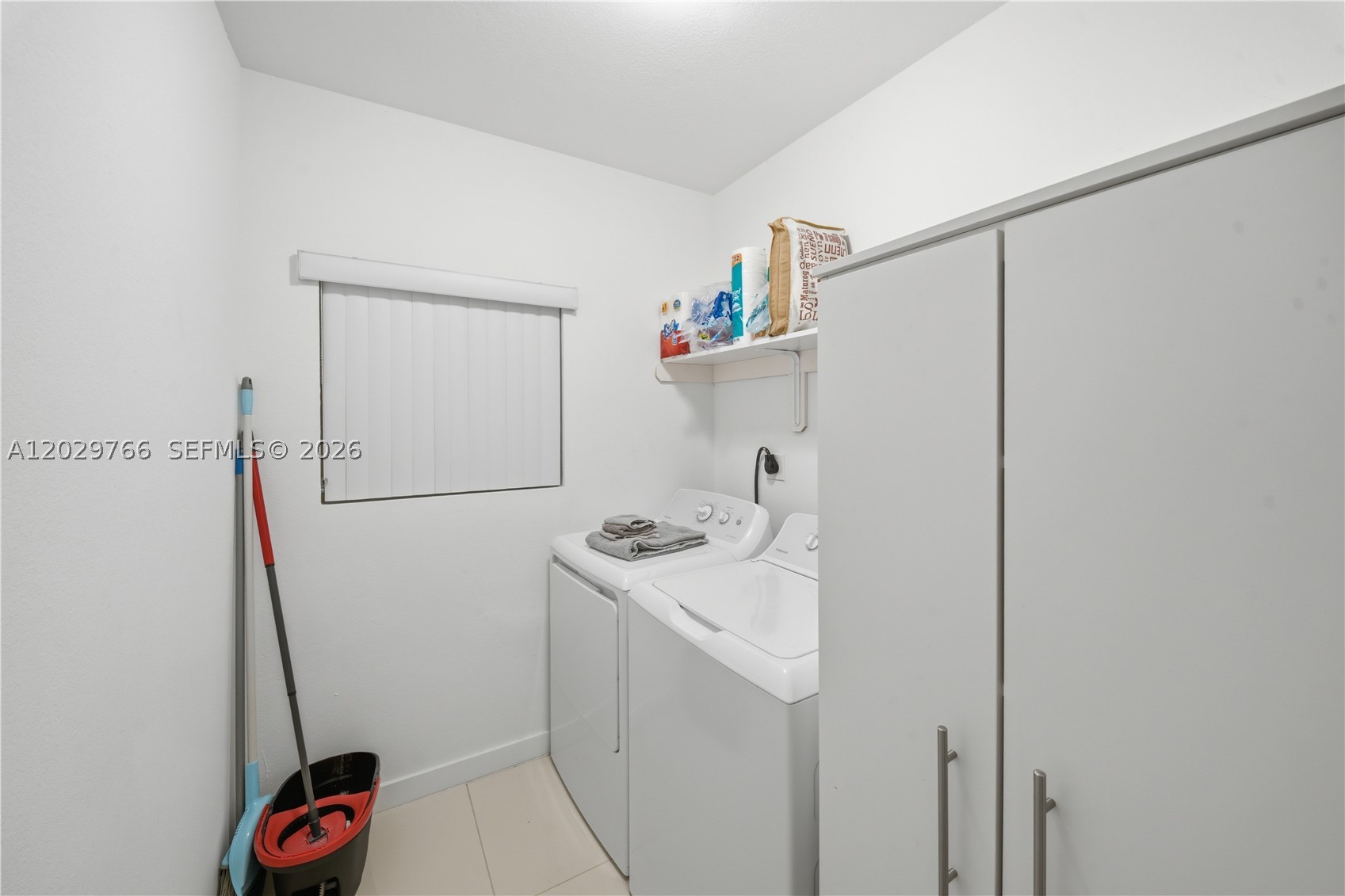 22ND AVE HEIGHTS - Residential Income