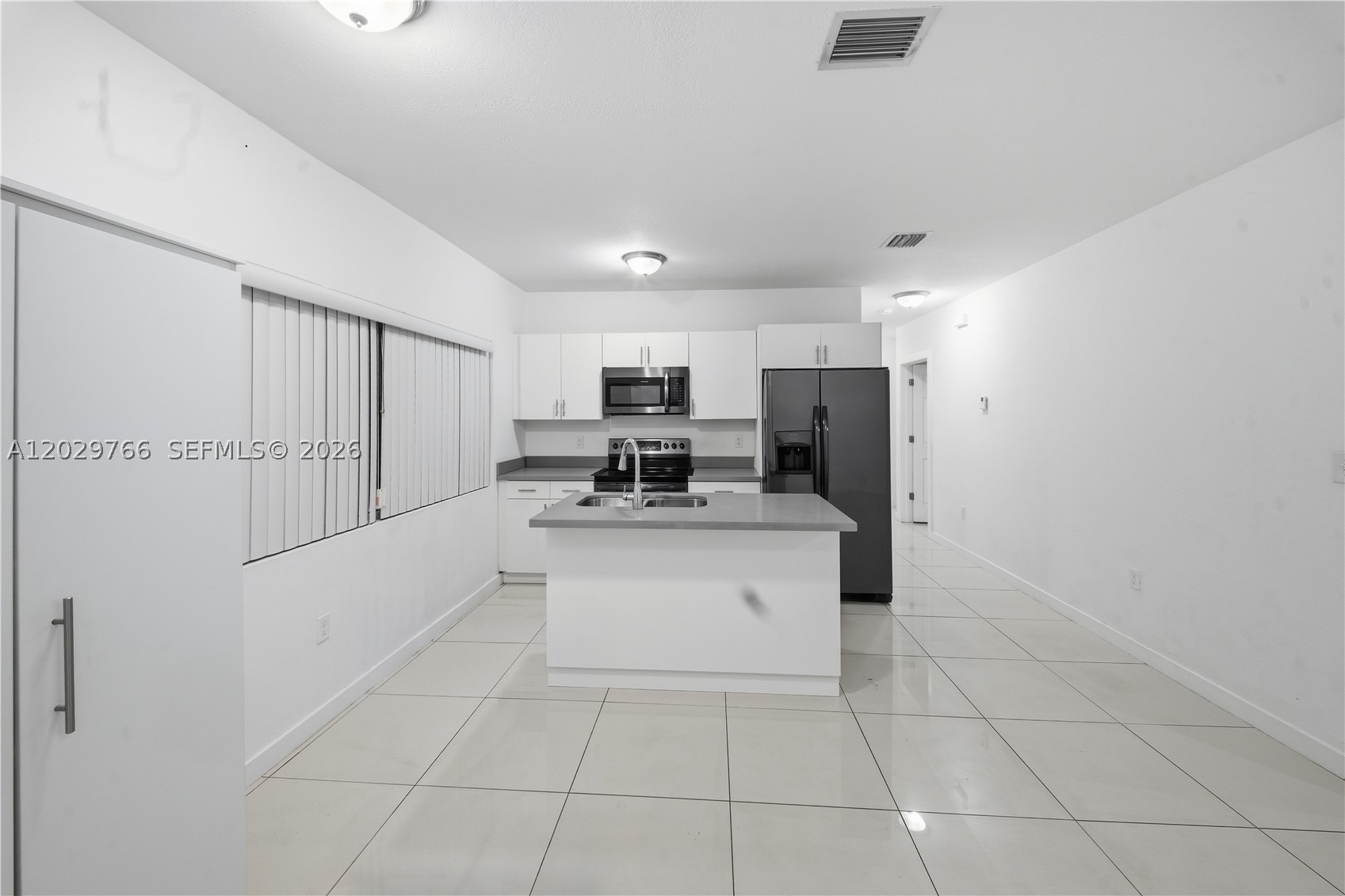 22ND AVE HEIGHTS - Residential Income
