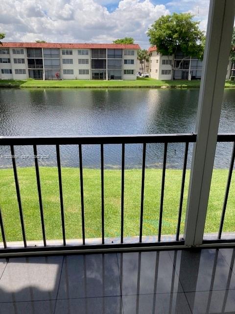 HOLLYBROOK GOLF & TENNIS - Residential