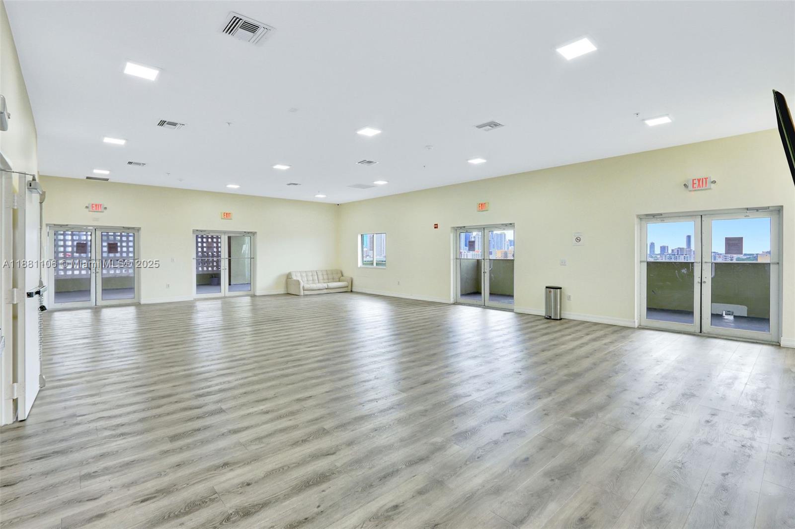 SEYBOLD POINTE CONDO - Residential