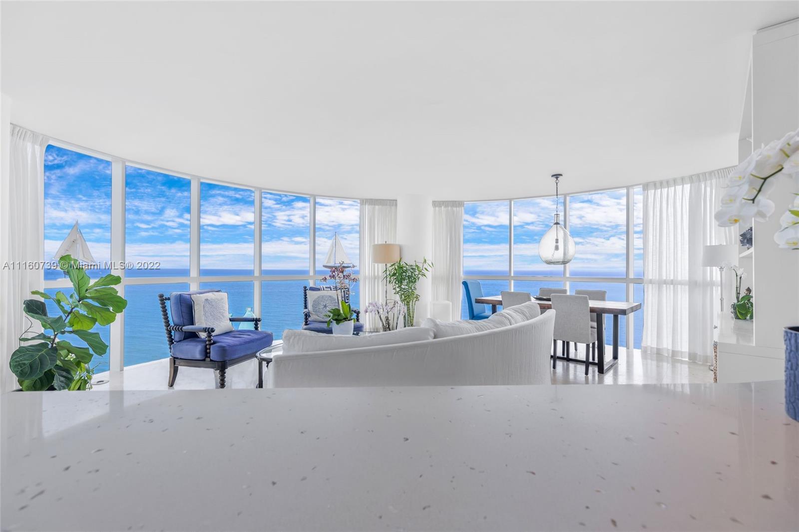 LA GORCE PALACE CONDO - Residential Lease