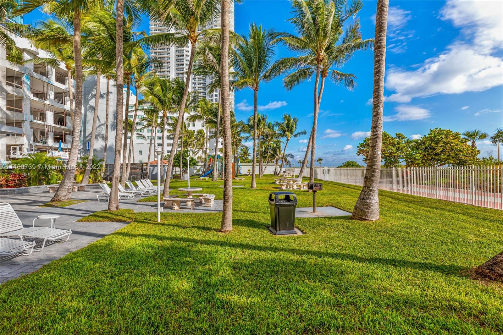 LA GORCE PALACE CONDO - Residential Lease