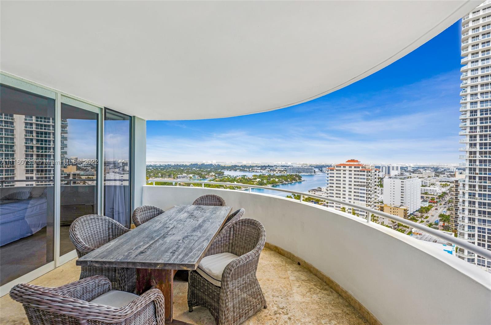LA GORCE PALACE CONDO - Residential Lease