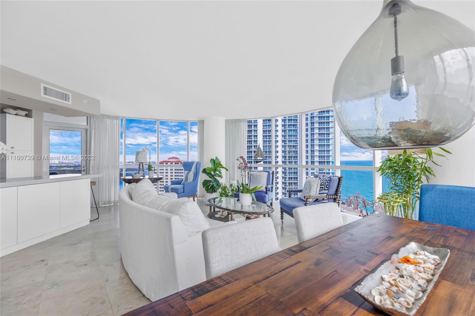 LA GORCE PALACE CONDO - Residential Lease