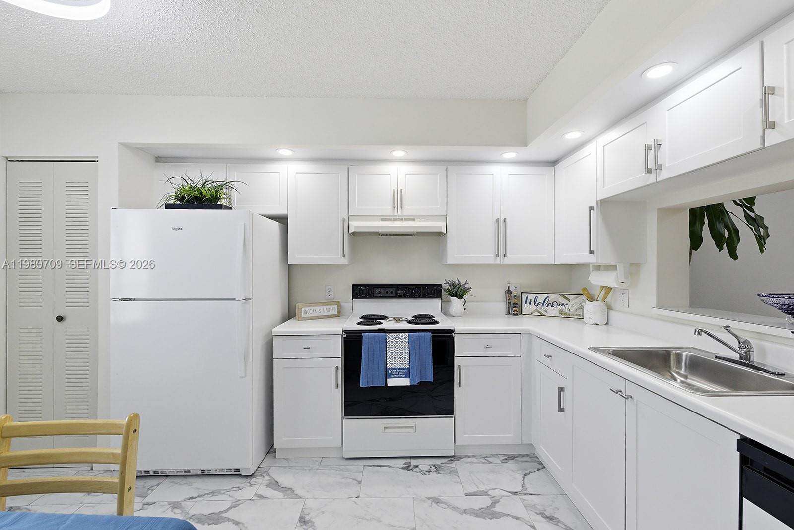 Welcome to this beautiful and spacious 2 beds /2 baths condo offering resort-style living in Pembroke Pines. This bright and lovely 2-bedroom, 2-bathroom unit features a comfortable layout ideal for both daily living and hosting guests.
Enjoy an open living and dining area, ample closet space, and a screened balcony where you can unwind while taking in peaceful garden views. Large windows allow plenty of natural light to flow throughout the home, creating a warm and inviting atmosphere.
Residents have access to an impressive clubhouse with resort-style amenities, including multiple pools, sauna, fitness center, game room, paddle courts, and even a golf course—perfect for staying active and social. The monthly HOA covers water, cable, internet, trash, exterior maintenance, and master insurance for added convenience.
Conveniently located near highways, shopping, dining, and entertainment, this condo offers comfort, value, and an active community lifestyle. Don’t miss the chance to make it yours!