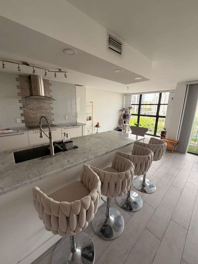 TOWERS OF OCEANVIEW EAST - Residential