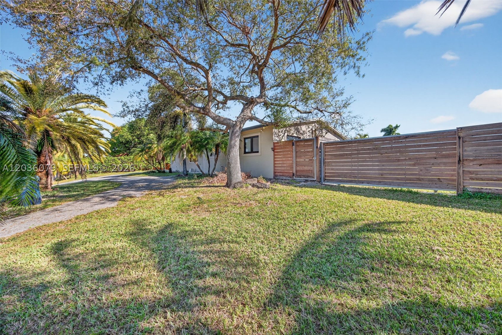 UNIVERSAL ESTATES SOUTH A - Residential