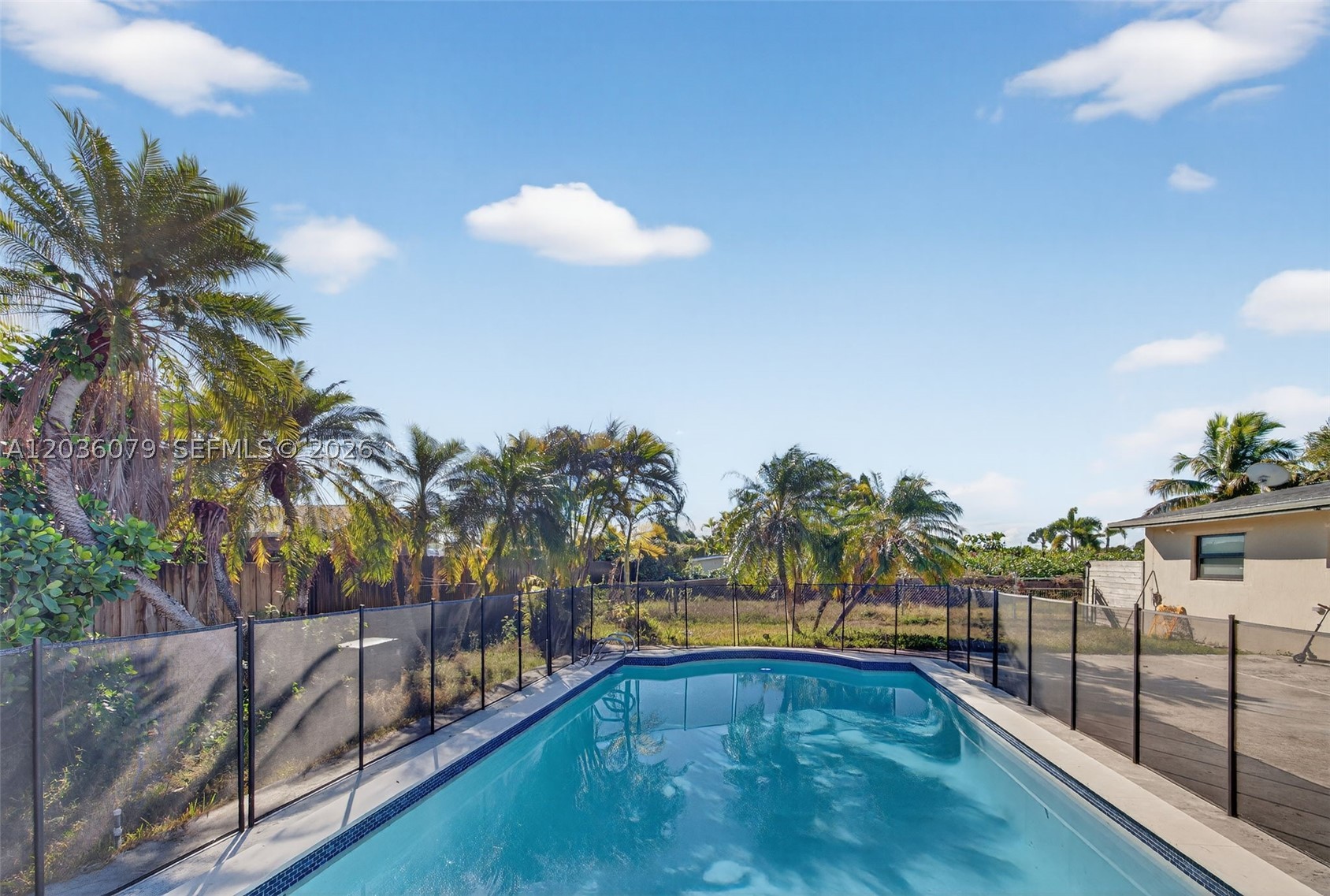 UNIVERSAL ESTATES SOUTH A - Residential