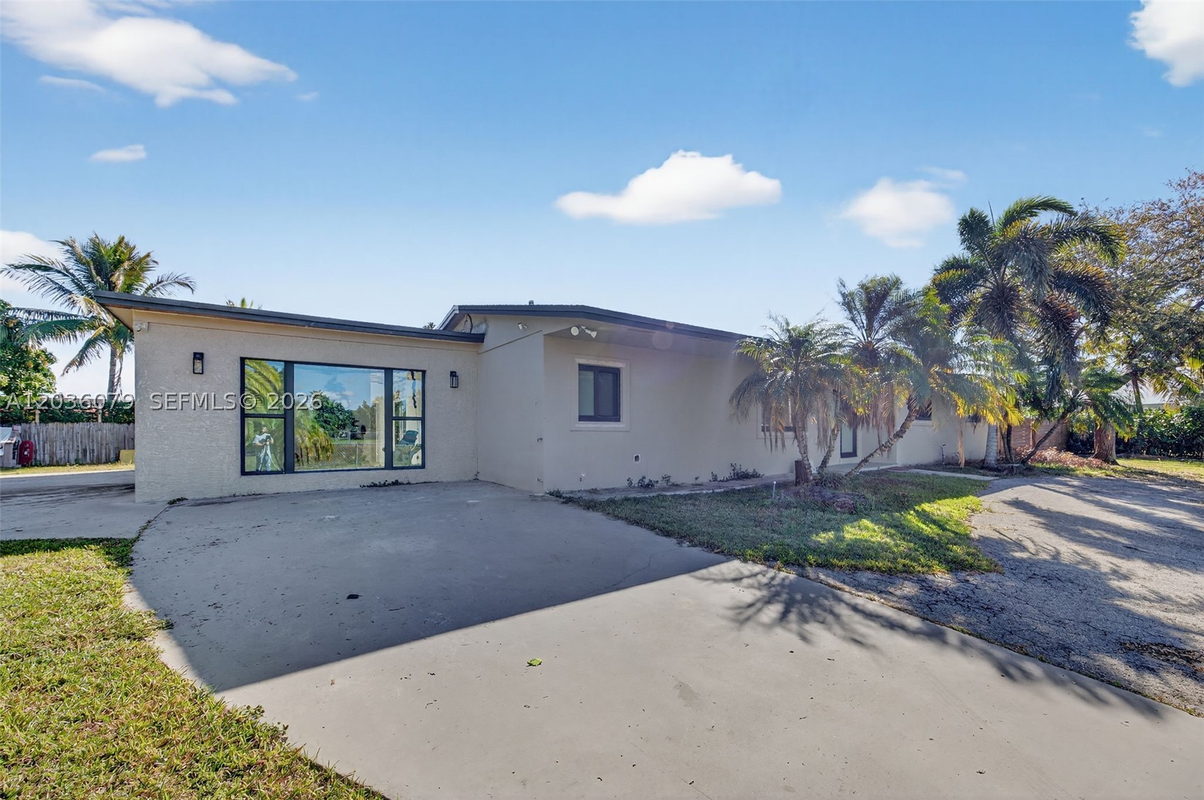 UNIVERSAL ESTATES SOUTH A - Residential