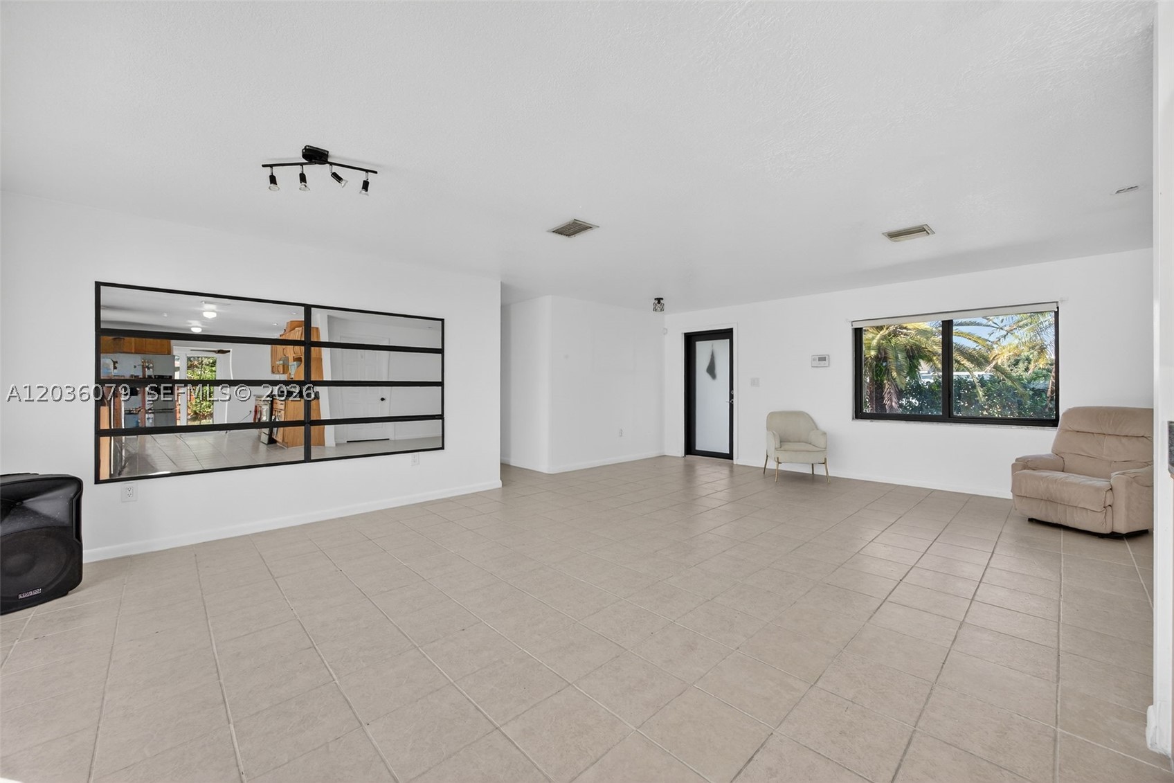 UNIVERSAL ESTATES SOUTH A - Residential