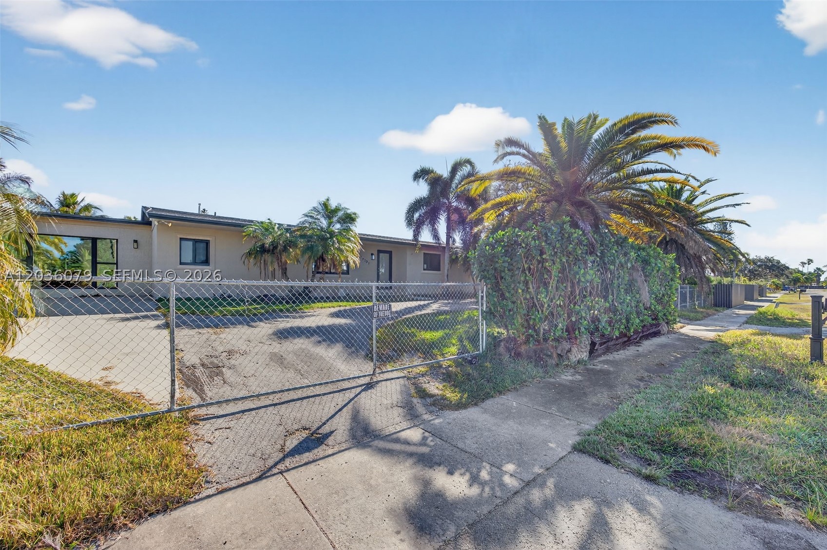 UNIVERSAL ESTATES SOUTH A - Residential