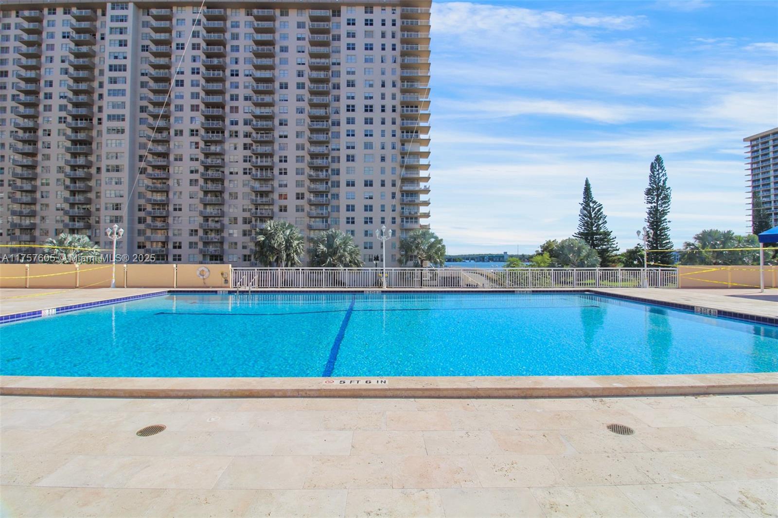 WISTON TOWERS - Residential