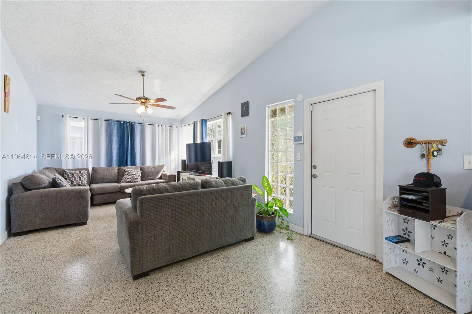 HERITAGE HOMES FIRST ADD - Residential