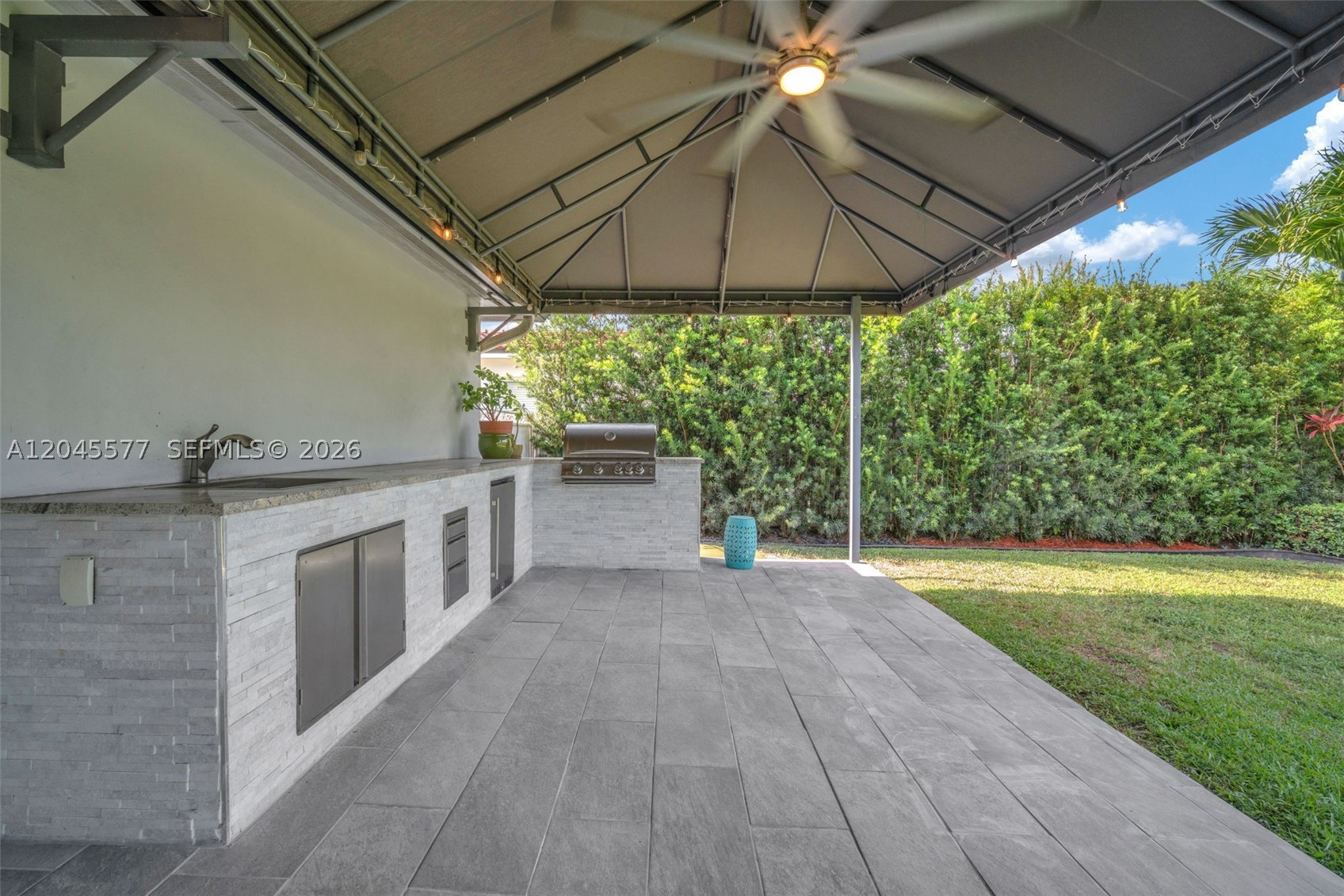 WESTBROOKE 2ND ADDN - Residential Lease