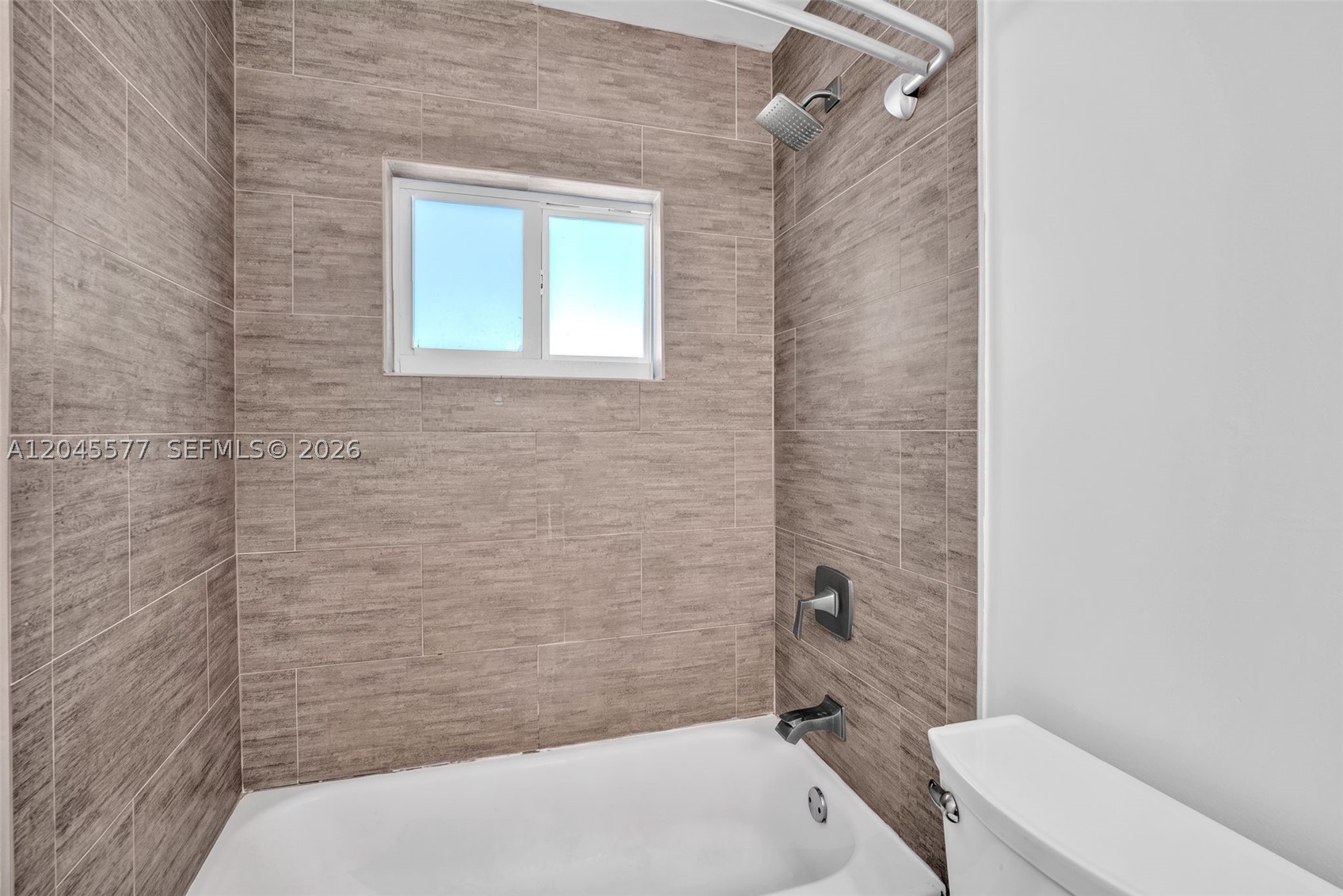 WESTBROOKE 2ND ADDN - Residential Lease