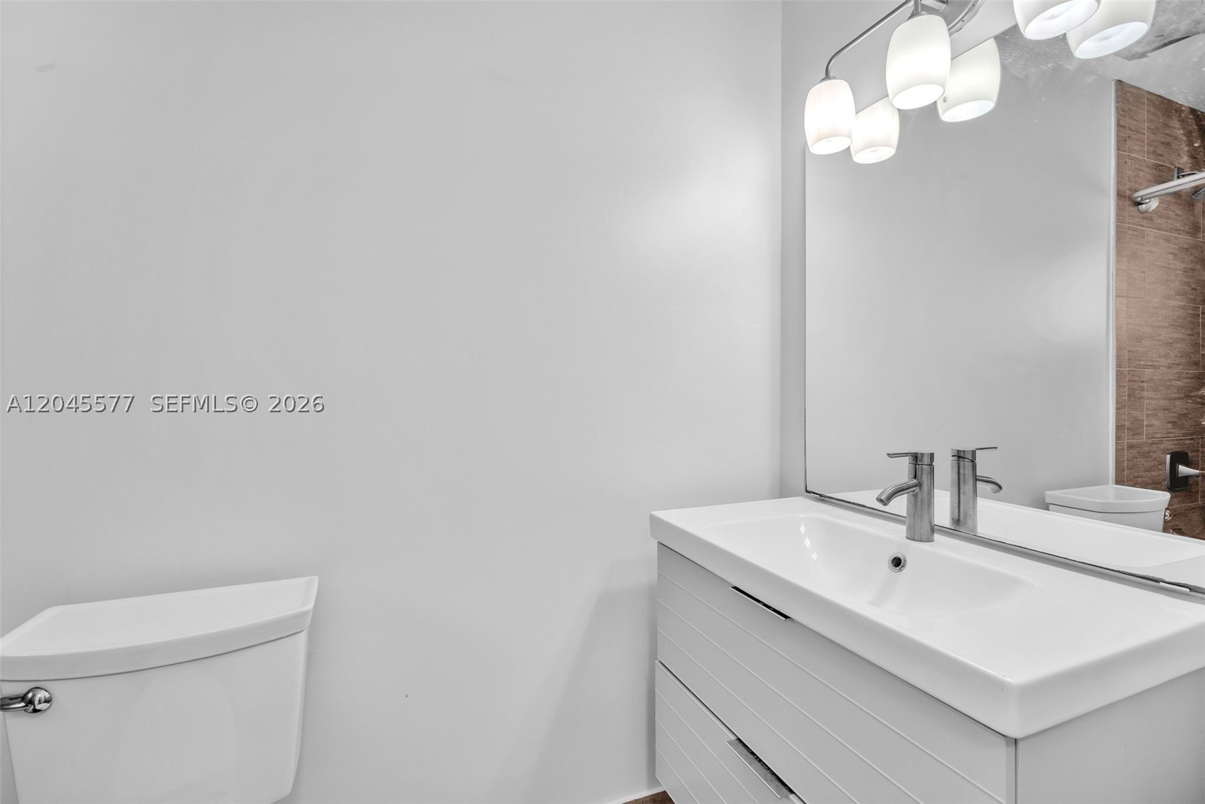 WESTBROOKE 2ND ADDN - Residential Lease