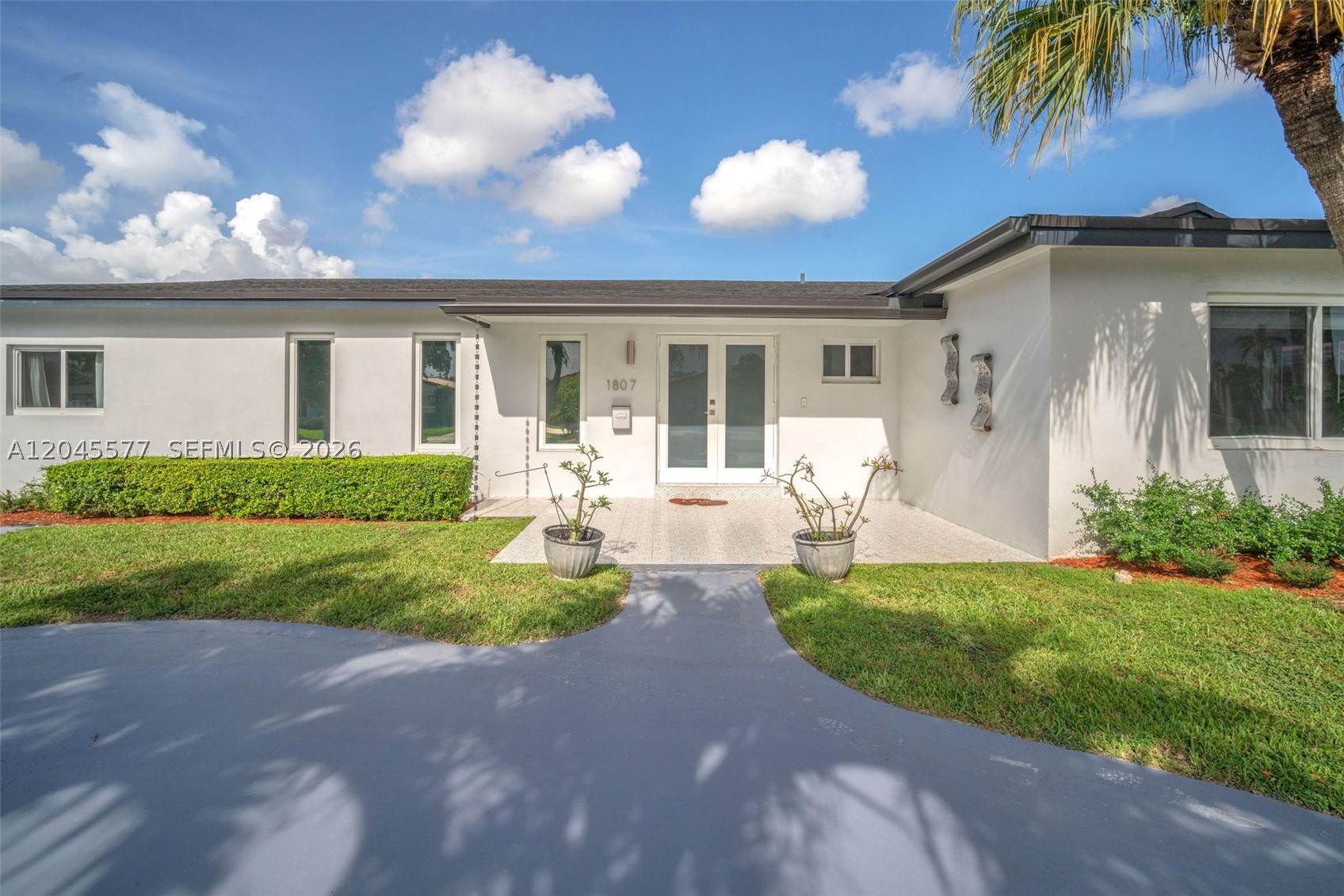 WESTBROOKE 2ND ADDN - Residential Lease
