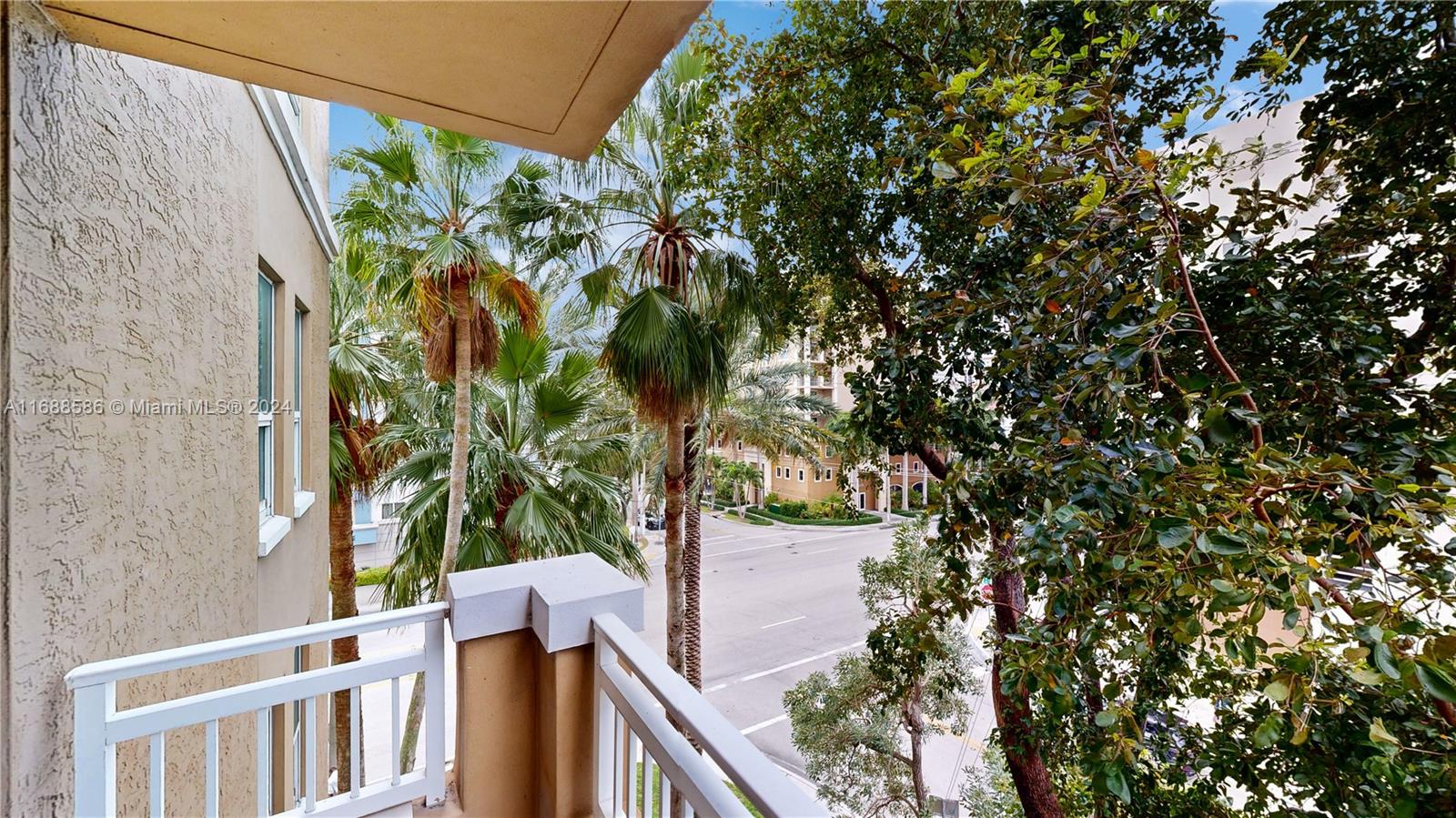 DA VINCI ON DOUGLAS CONDO - Residential