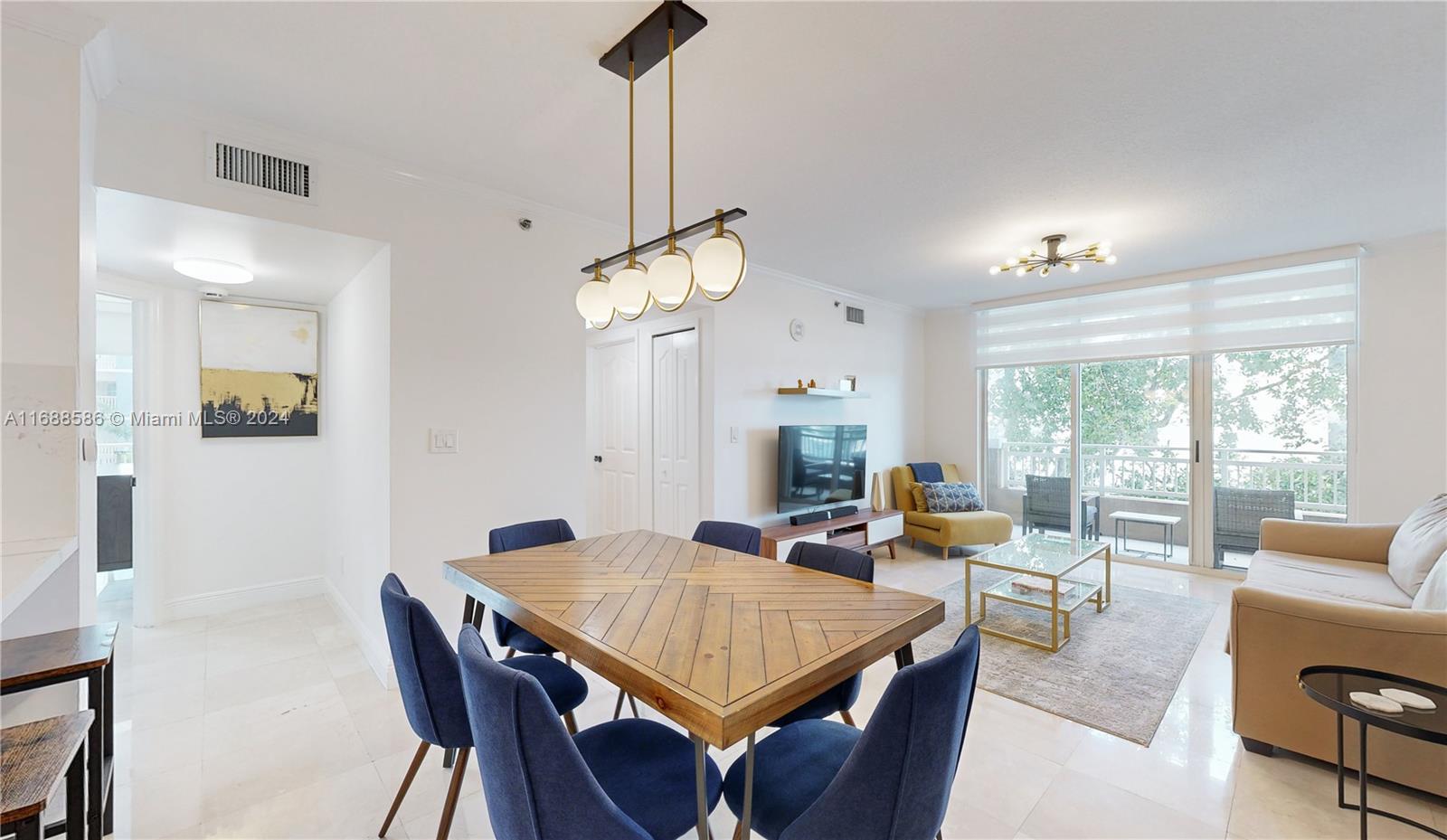 DA VINCI ON DOUGLAS CONDO - Residential