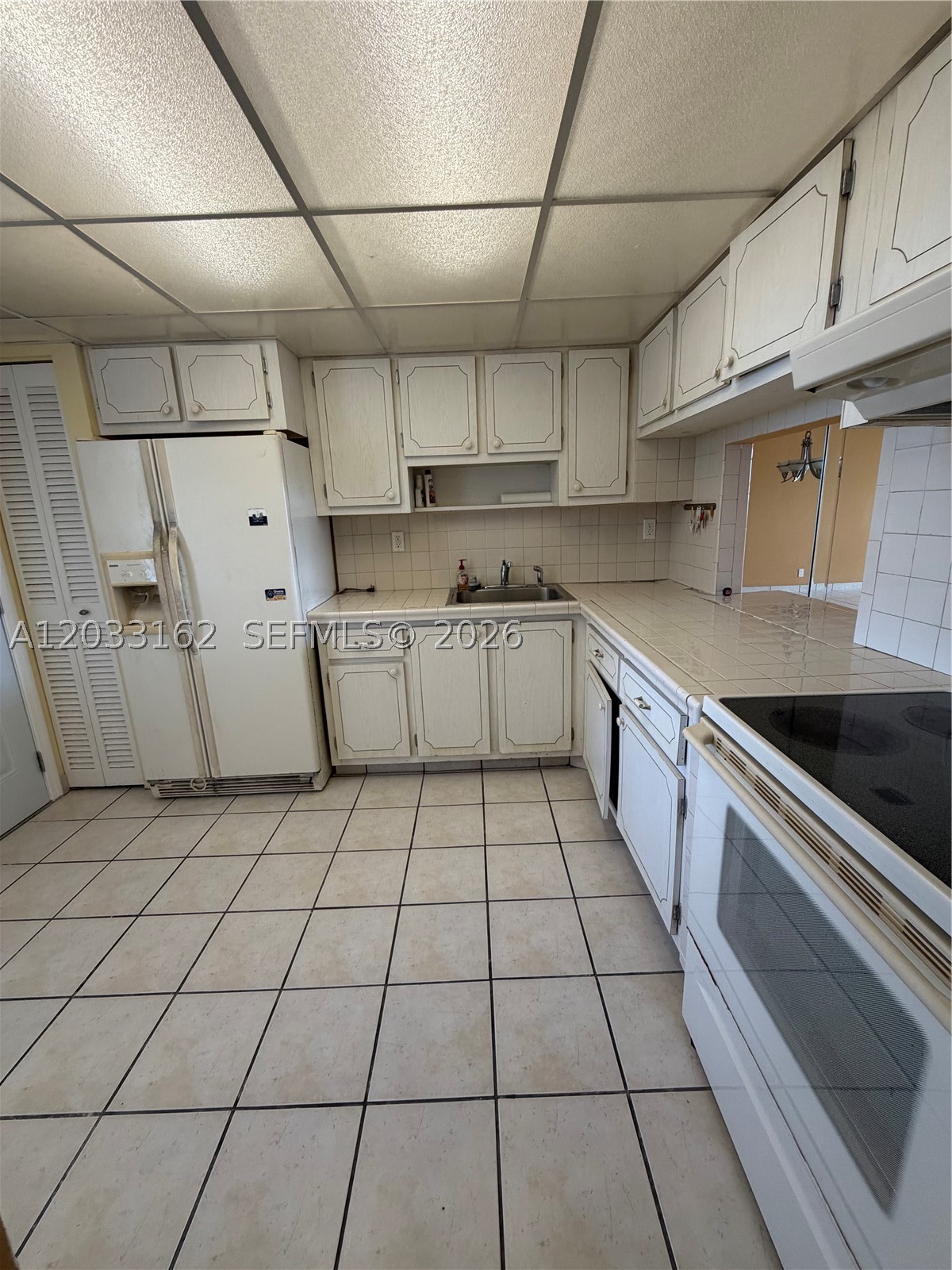 FIFTH MOORINGS CONDO - Residential
