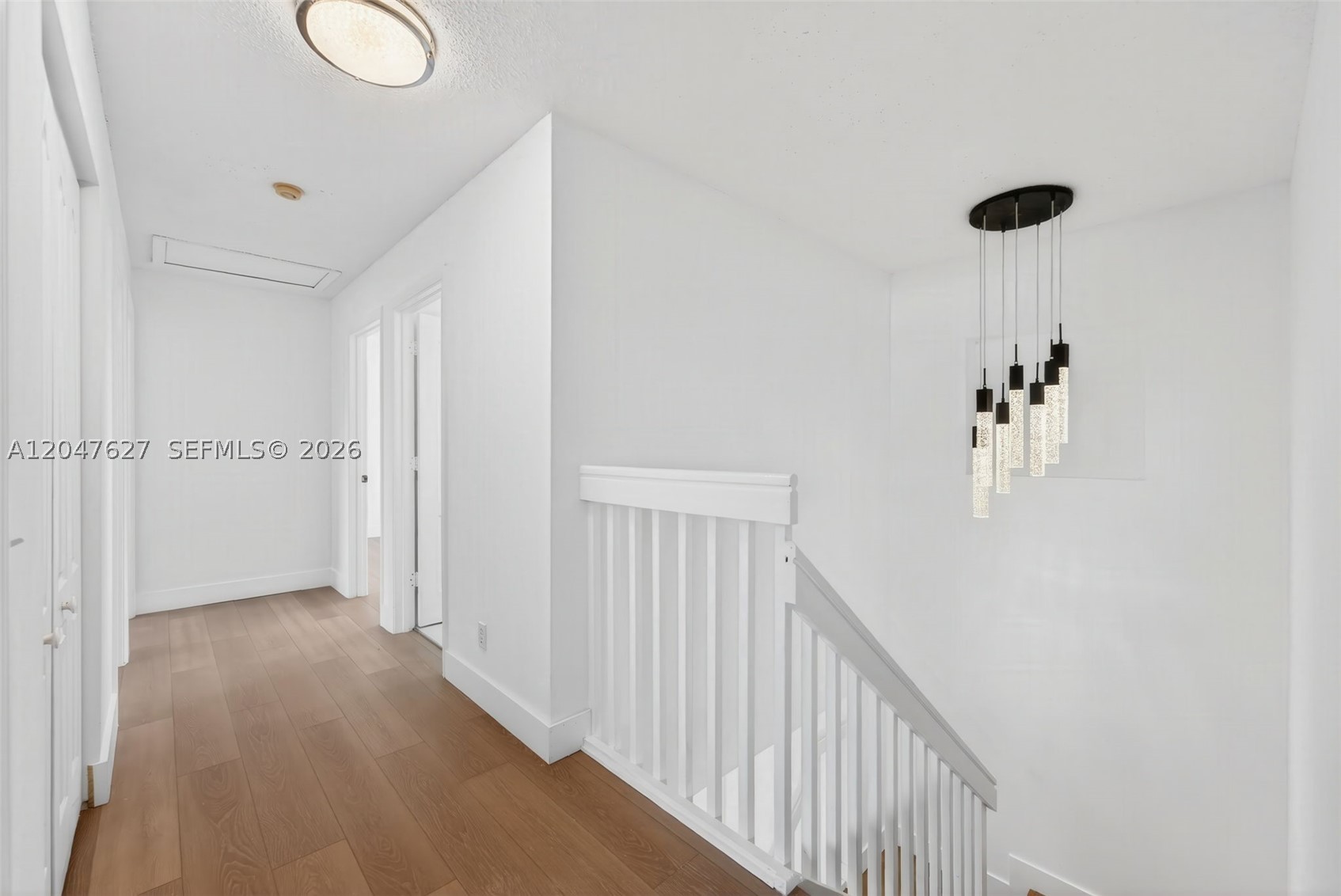 SYMPHONY BAY - Residential