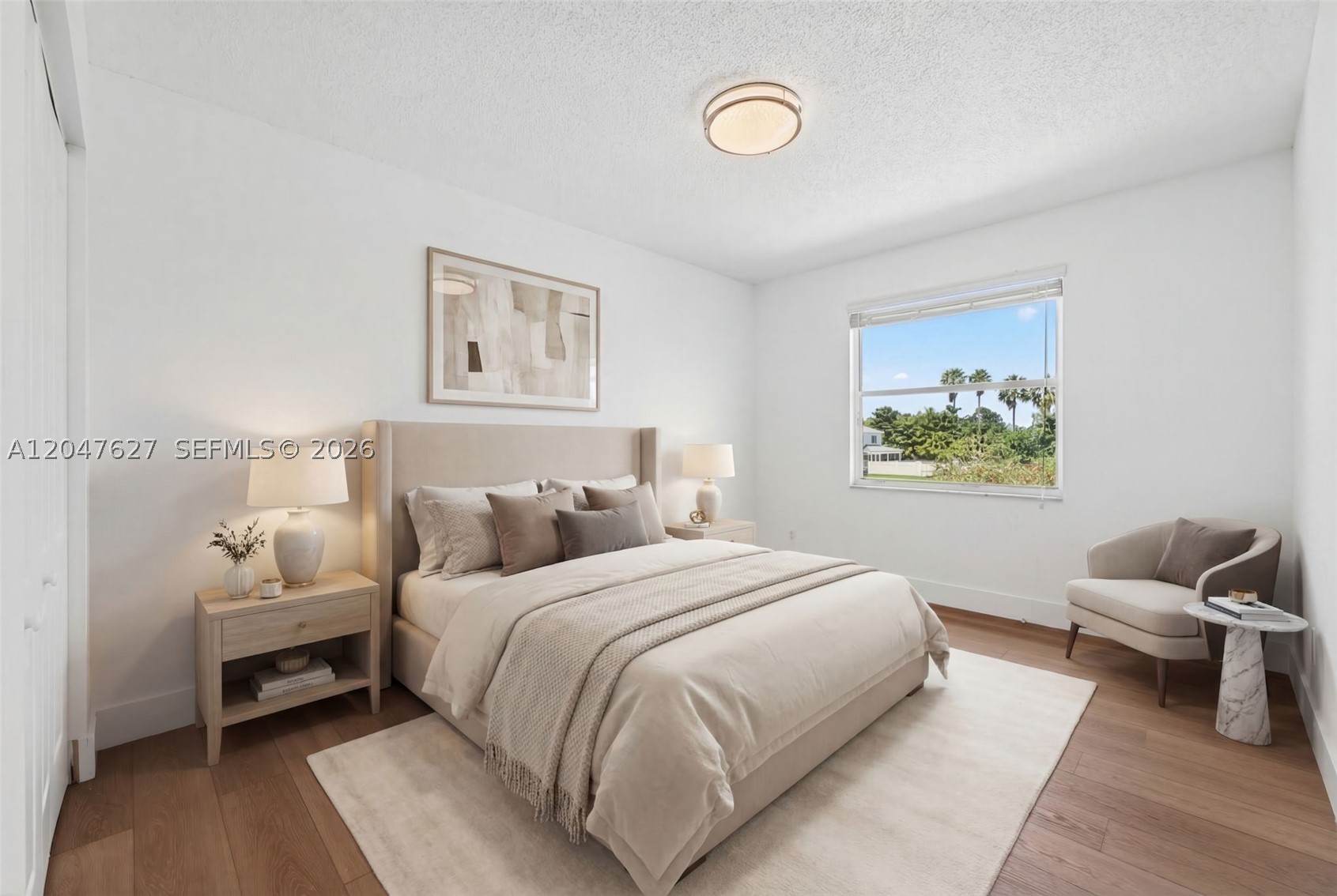 SYMPHONY BAY - Residential