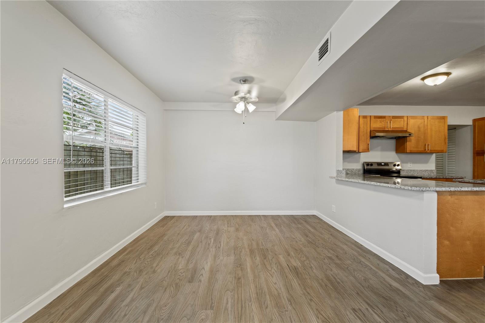 COLLIER MANOR 3RD ADD - Residential