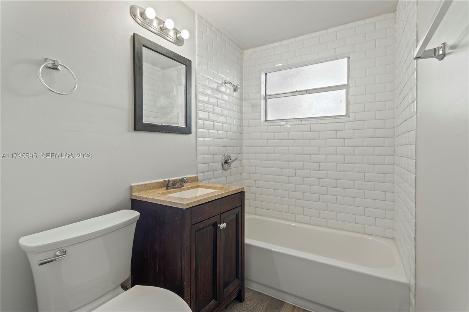 COLLIER MANOR 3RD ADD - Residential