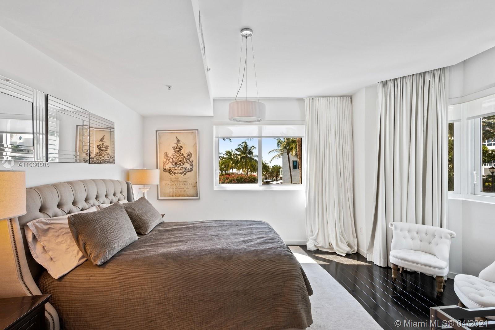 CONTINUUM ON SOUTH BEACH - Residential