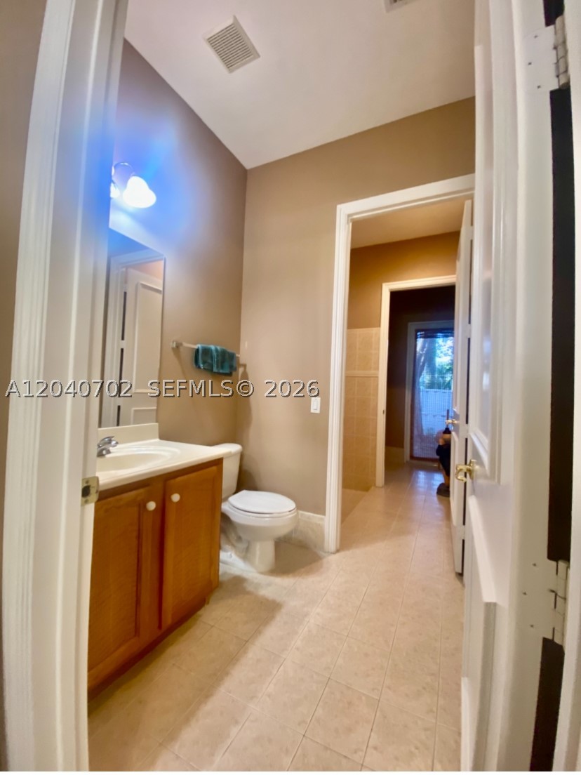 POD 7 AT MONARCH LAKES - Residential