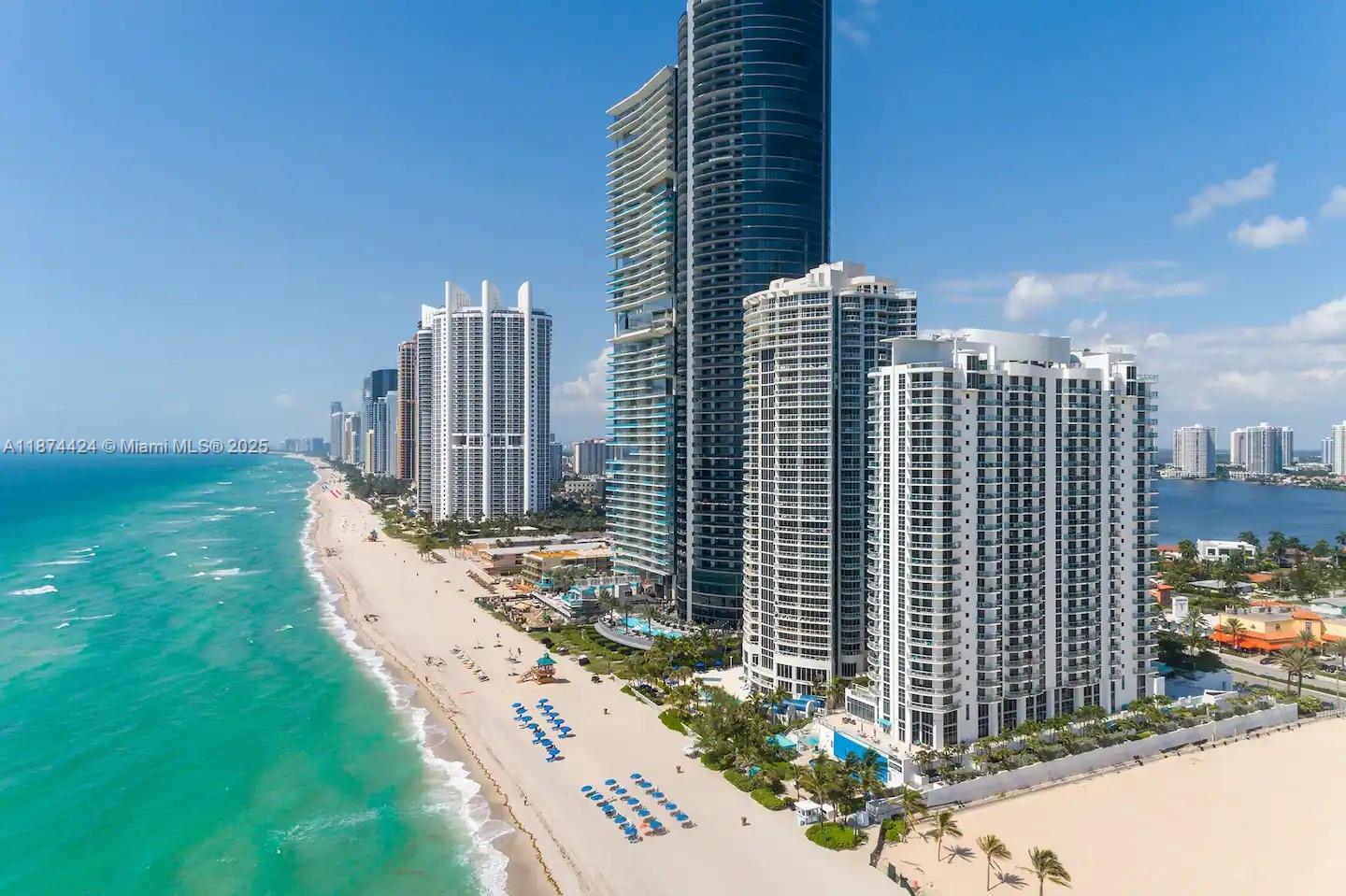 M RESORT RESIDENCES CONDO - Residential
