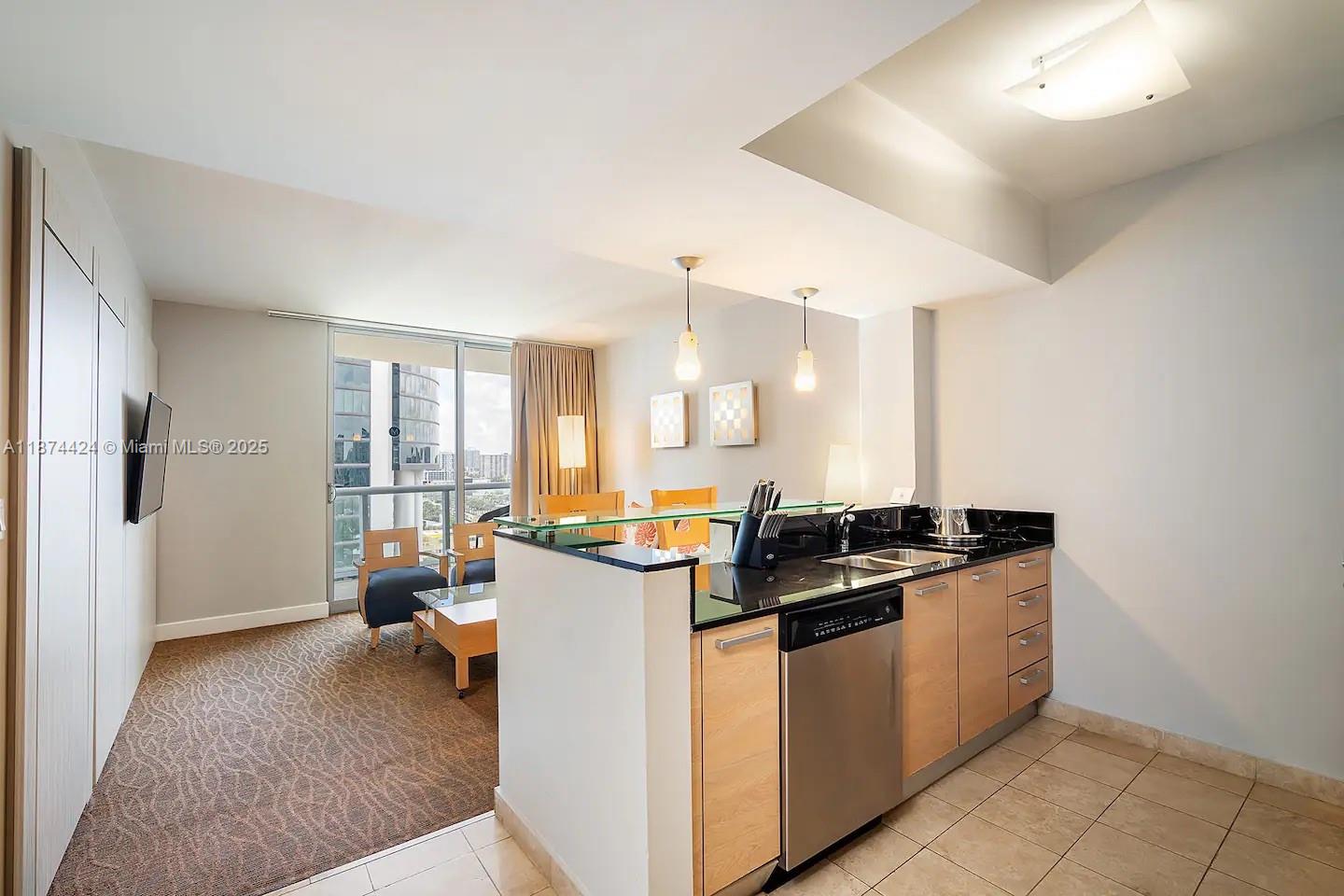M RESORT RESIDENCES CONDO - Residential
