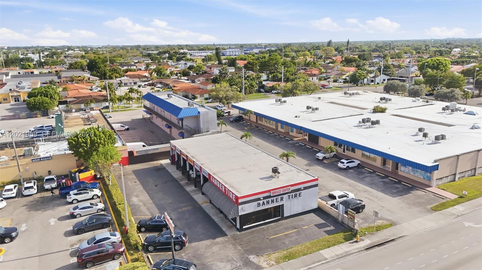 IDEAL VILLA HOME TRACT - Commercial Sale
