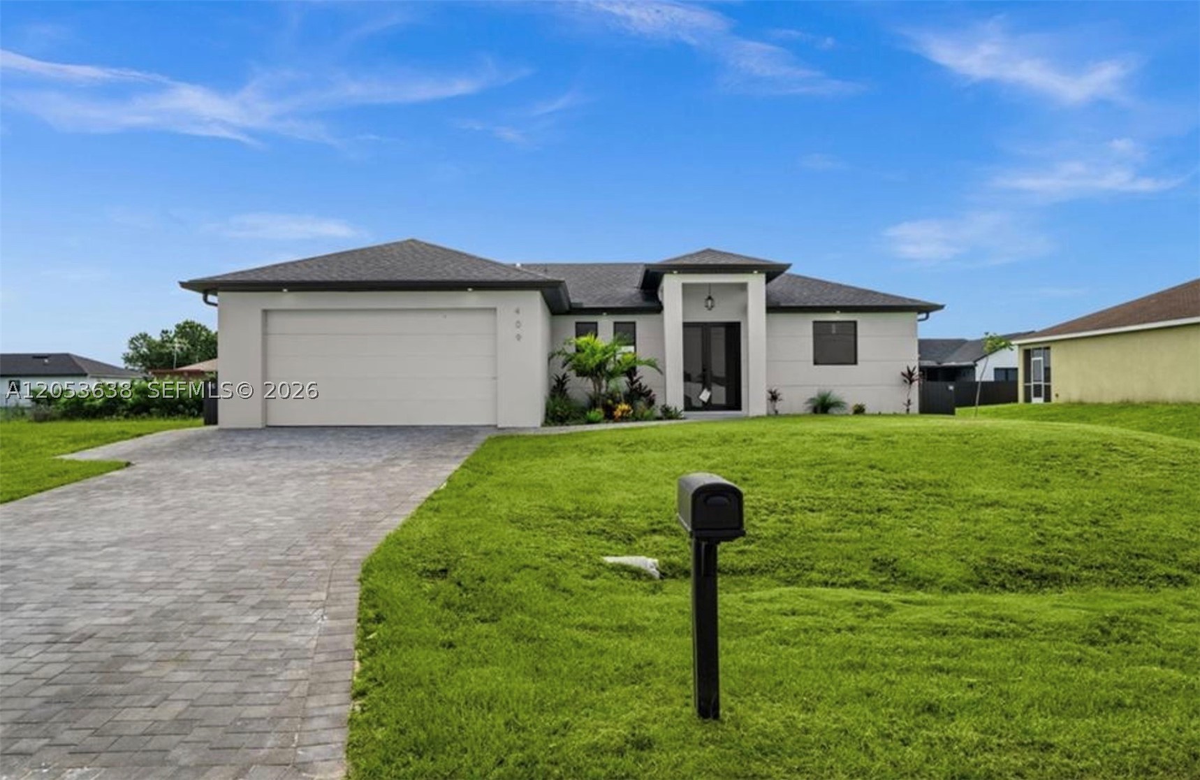 CAPE CORAL - Residential