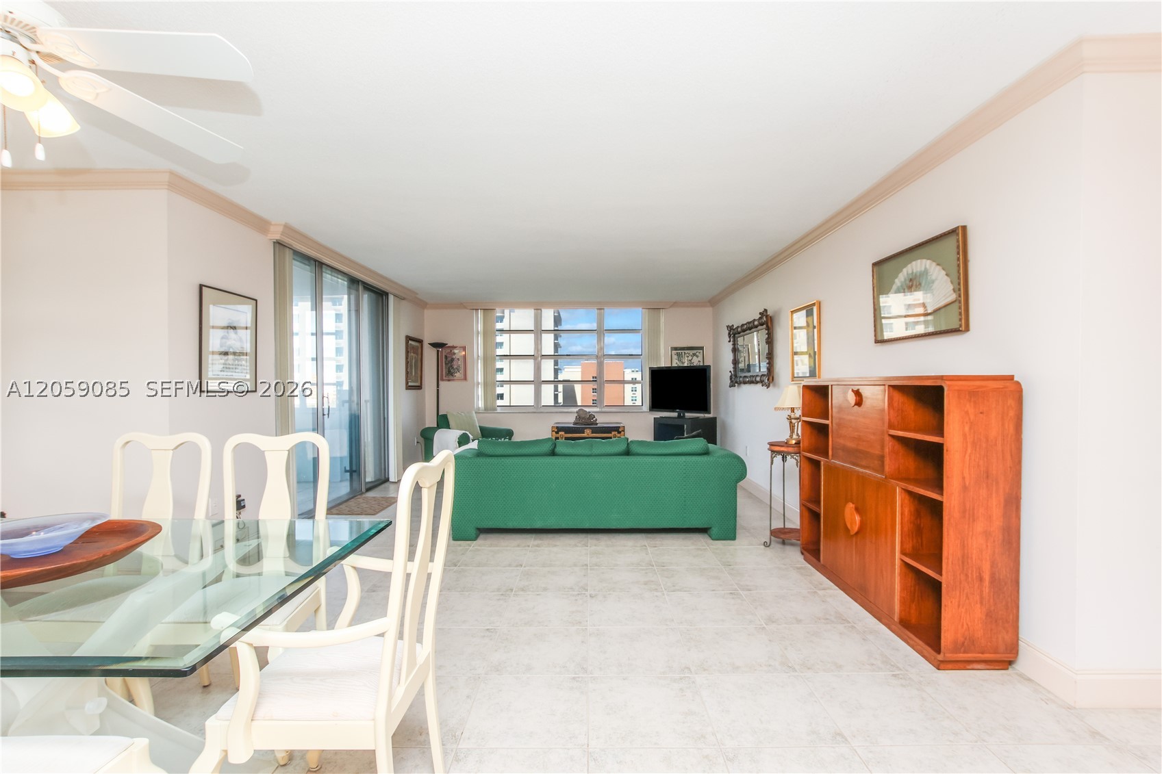 COMMODORE PLAZA CONDO - Residential