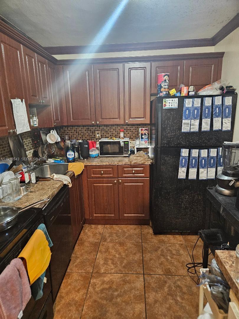 COUNTRYSIDE VILLAGE CONDO - Residential