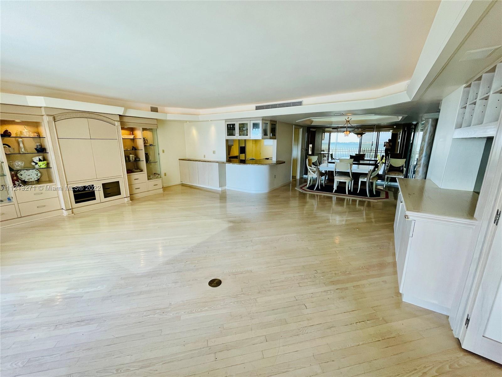 GROVE ISLE CONDO - Residential