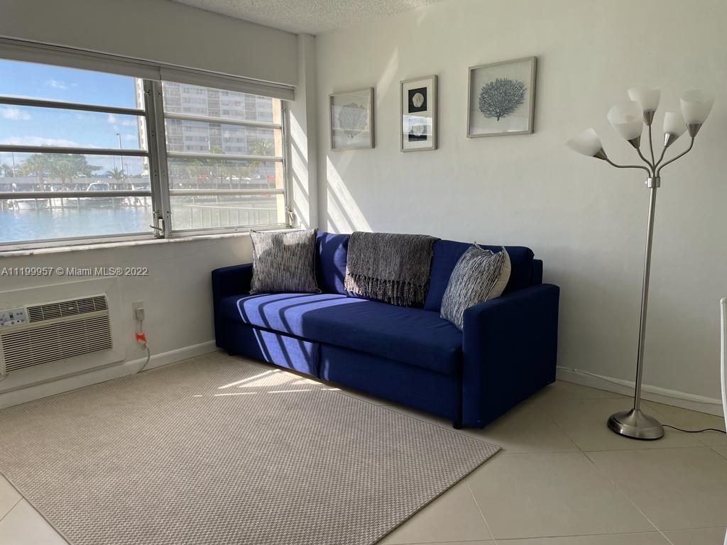 PERFECT LOCATION! RENOVATED APT 1 BED/ 1 BATH BEAUTIFUL VIEWS FROM ALL WINDOWS AND IT IS ON THE WATER! YOU ARE ONLY ONE BLOCK FROM THE BEACH! VERY SPACIOUS PLACE IN AN AMAZING NEIGHBORHOOD, SUNNY ISLES!