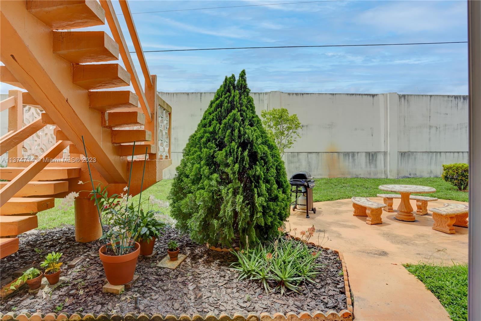 ROLEN LAKE GARDENS CO-OP - Residential
